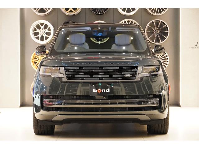 レンジローバー オートバイオグラフィーＤ３００スタンダードホイルベス　コントラストルーフ（ブラック）　シャドーエクステリアパック　２３インチＯＰアルミ　２４ウェイ電動フロントシート＆リアエグゼクティブクラスコンフォートシート　テールゲートイベントスイート　電動ステップ（2枚目）