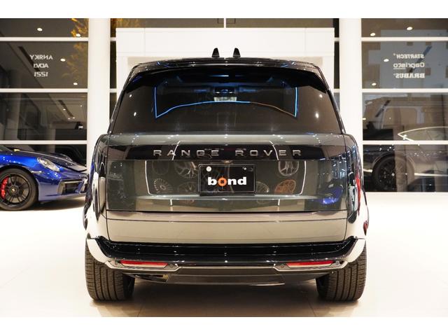レンジローバー オートバイオグラフィーＤ３００スタンダードホイルベス　コントラストルーフ（ブラック）　シャドーエクステリアパック　２３インチＯＰアルミ　２４ウェイ電動フロントシート＆リアエグゼクティブクラスコンフォートシート　テールゲートイベントスイート　電動ステップ（11枚目）