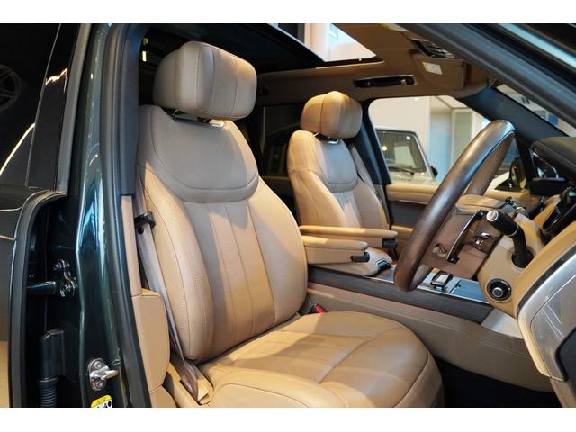 レンジローバー オートバイオグラフィーＤ３００スタンダードホイルベス　コントラストルーフ（ブラック）　シャドーエクステリアパック　２３インチＯＰアルミ　２４ウェイ電動フロントシート＆リアエグゼクティブクラスコンフォートシート　テールゲートイベントスイート　電動ステップ（23枚目）