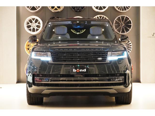 レンジローバー オートバイオグラフィーＤ３００スタンダードホイルベス　コントラストルーフ（ブラック）　シャドーエクステリアパック　２３インチＯＰアルミ　２４ウェイ電動フロントシート＆リアエグゼクティブクラスコンフォートシート　テールゲートイベントスイート　電動ステップ（31枚目）