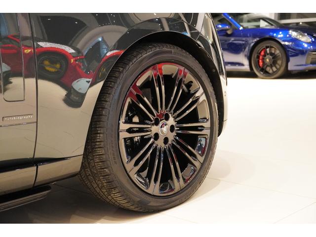 レンジローバー オートバイオグラフィーＤ３００スタンダードホイルベス　コントラストルーフ（ブラック）　シャドーエクステリアパック　２３インチＯＰアルミ　２４ウェイ電動フロントシート＆リアエグゼクティブクラスコンフォートシート　テールゲートイベントスイート　電動ステップ（42枚目）