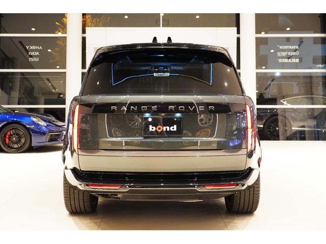 レンジローバー オートバイオグラフィーＤ３００スタンダードホイルベス　コントラストルーフ（ブラック）　シャドーエクステリアパック　２３インチＯＰアルミ　２４ウェイ電動フロントシート＆リアエグゼクティブクラスコンフォートシート　テールゲートイベントスイート　電動ステップ（44枚目）