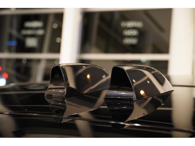 レンジローバー オートバイオグラフィーＤ３００スタンダードホイルベス　コントラストルーフ（ブラック）　シャドーエクステリアパック　２３インチＯＰアルミ　２４ウェイ電動フロントシート＆リアエグゼクティブクラスコンフォートシート　テールゲートイベントスイート　電動ステップ（50枚目）