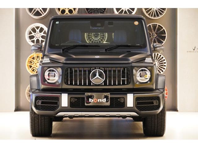 Gクラス G63 電動サイドステップ Gmanufakturプログラムプラス/インテリアプラスPKG マットブラック21インチAMG5ツインスポークAW Gmanufakturボディーカラー(マグノナイトブラック)(2枚目)