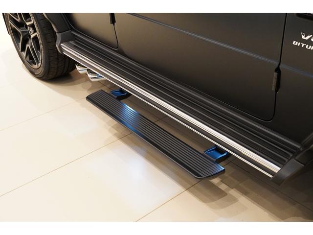 Gクラス G63 電動サイドステップ Gmanufakturプログラムプラス/インテリアプラスPKG マットブラック21インチAMG5ツインスポークAW Gmanufakturボディーカラー(マグノナイトブラック)(6枚目)
