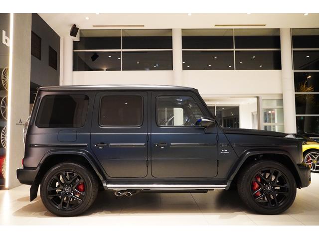Gクラス G63 電動サイドステップ Gmanufakturプログラムプラス/インテリアプラスPKG マットブラック21インチAMG5ツインスポークAW Gmanufakturボディーカラー(マグノナイトブラック)(7枚目)