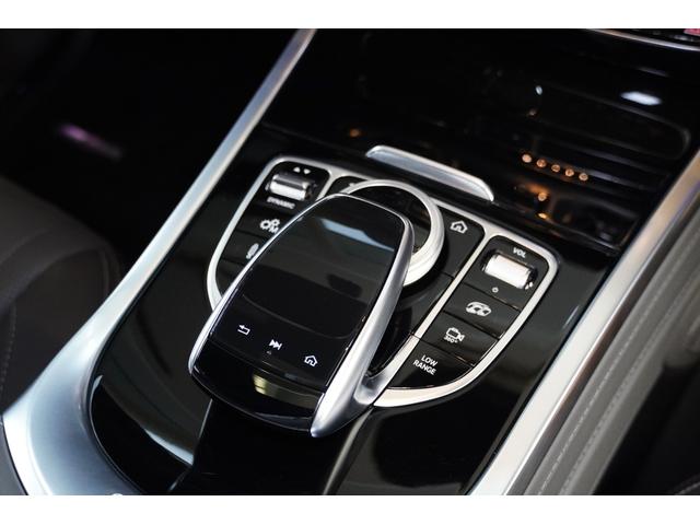 Gクラス G63 電動サイドステップ Gmanufakturプログラムプラス/インテリアプラスPKG マットブラック21インチAMG5ツインスポークAW Gmanufakturボディーカラー(マグノナイトブラック)(18枚目)
