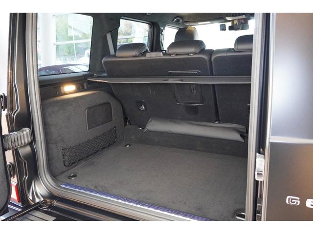 Gクラス G63 電動サイドステップ Gmanufakturプログラムプラス/インテリアプラスPKG マットブラック21インチAMG5ツインスポークAW Gmanufakturボディーカラー(マグノナイトブラック)(26枚目)