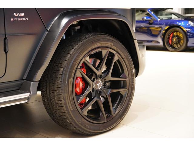 Gクラス G63 電動サイドステップ Gmanufakturプログラムプラス/インテリアプラスPKG マットブラック21インチAMG5ツインスポークAW Gmanufakturボディーカラー(マグノナイトブラック)(40枚目)