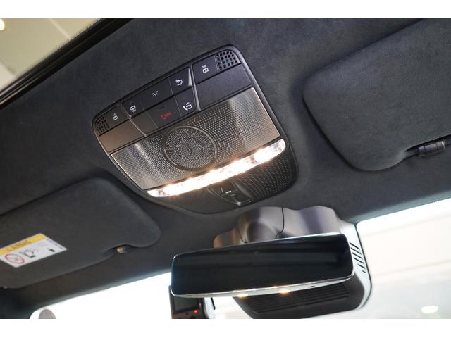 Gクラス G63 電動サイドステップ Gmanufakturプログラムプラス/インテリアプラスPKG マットブラック21インチAMG5ツインスポークAW Gmanufakturボディーカラー(マグノナイトブラック)(56枚目)
