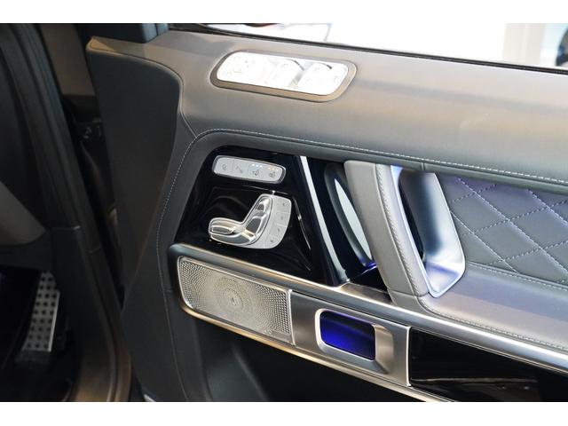 Gクラス G63 電動サイドステップ Gmanufakturプログラムプラス/インテリアプラスPKG マットブラック21インチAMG5ツインスポークAW Gmanufakturボディーカラー(マグノナイトブラック)(57枚目)
