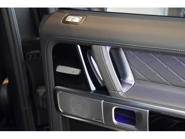 Gクラス G63 電動サイドステップ Gmanufakturプログラムプラス/インテリアプラスPKG マットブラック21インチAMG5ツインスポークAW Gmanufakturボディーカラー(マグノナイトブラック)(63枚目)
