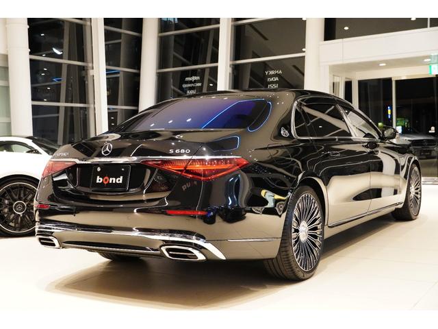 Ｓクラス Ｓ６８０　４マチック　ファーストクラスパッケージ　ワンオーナー　ファーストクラスパッケージ　Ｂｕｒｍｅｓｔｅｒハイエンド４Ｄサウンド　リアエンターテイメントシステム　ＡＲヘッドアップディスプレイ　パノラミックスライディングルーフ（10枚目）