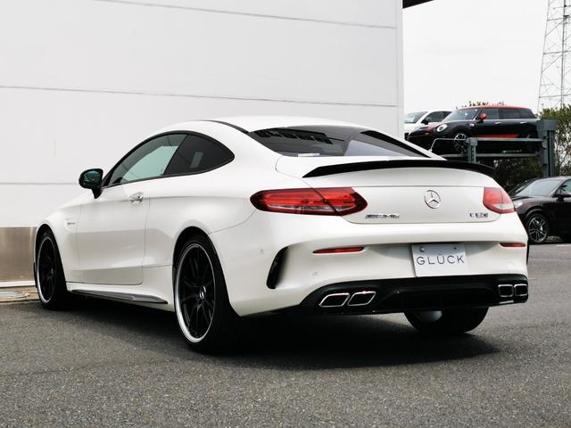 Ｃ６３　Ｓクーペ　エディション１　パフォーマンスシート（イエローステッチ入り）　ハイグロスブラックパーツ　専用マットＢＬＫペイントＡＭＧ５ツインスポーク　Ｆ１９・Ｒ２０ＡＷ　ブルメスター　レーダーセーフティ　ヘッドアップディスプレイ(8枚目)