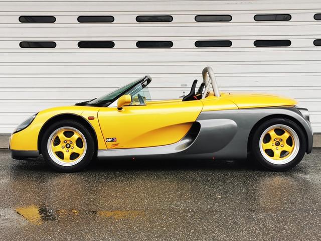 ルノー スポール・スパイダー Pare Brise 698.0万円 ルノー スポール・スパイダー Pare Brise 698.0万円