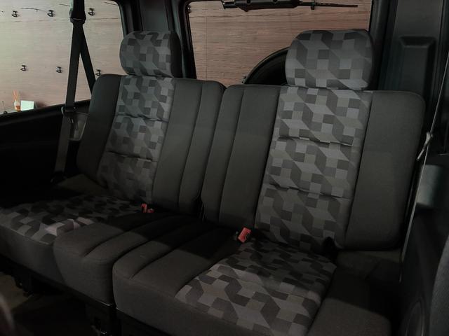 Ｇクラス Ｇ３２０　チャイナブルー　ワイドフェンダー　２０インチＡＷ（マットブラック塗装）　パナメリカーナグリル　デジタルインナーミラー（20枚目）