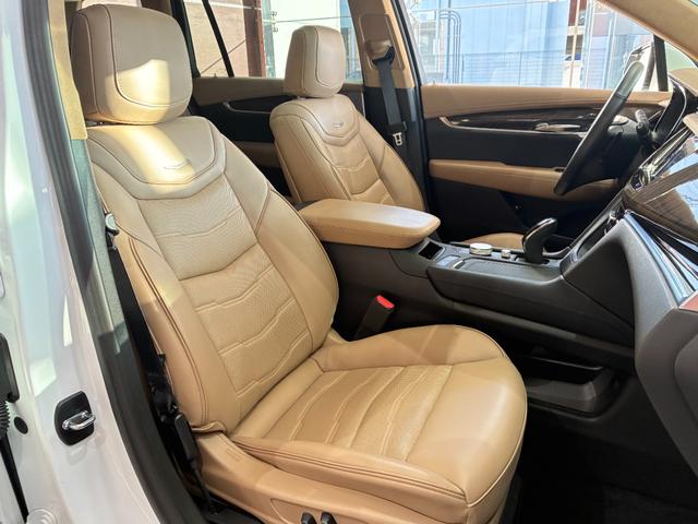 キャデラックＸＴ６ プラチナム　新車保証継承　パノラマサンルーフ　ＣａｒＰｌａｙ　シートヒーター／ベンチレーション　ベージュ内装　ＨＵＤ　パワーバックドア（14枚目）