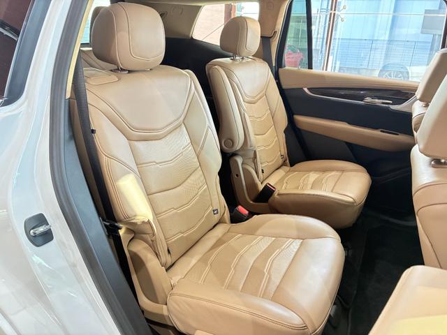 キャデラックＸＴ６ プラチナム　新車保証継承　パノラマサンルーフ　ＣａｒＰｌａｙ　シートヒーター／ベンチレーション　ベージュ内装　ＨＵＤ　パワーバックドア（18枚目）