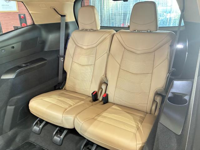 キャデラックＸＴ６ プラチナム　新車保証継承　パノラマサンルーフ　ＣａｒＰｌａｙ　シートヒーター／ベンチレーション　ベージュ内装　ＨＵＤ　パワーバックドア（21枚目）