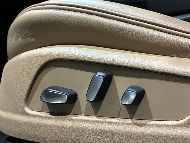 キャデラックＸＴ６ プラチナム　新車保証継承　パノラマサンルーフ　ＣａｒＰｌａｙ　シートヒーター／ベンチレーション　ベージュ内装　ＨＵＤ　パワーバックドア（43枚目）