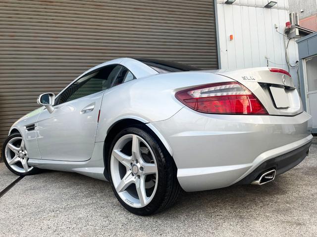 ＳＬＫ２００ＭＴ　ＡＭＧスポーツパッケージ　６速マニュアル　ＡＭＧ１８インチホイール　デジタルインナーミラー　　車載レーダー　バックカメラ(14枚目)