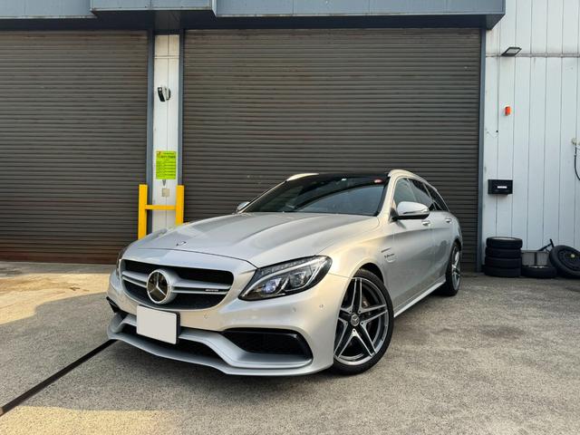 Ｃ６３　ステーションワゴン　Ｃ６３　ステーションワゴン（５名）　ワンオーナー　毎年ディーラー整備記録　パノラミックサンルーフ　ブルメスターオーディオ　１９インチＡＷ　電動テールゲート　黒革(2枚目)