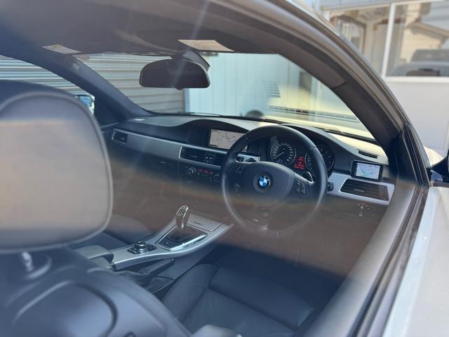 3シリーズ 335i Mスポーツパッケージ LCI 最終モデル ワンオーナー パフォーマンスグリル ディーラー記録12枚 ブラックレザーシート N55 シングルターボエンジン(3枚目)