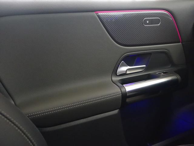 ＧＬＡクラス ＧＬＡ２００　ｄ　４ＭＡＴＩＣ　ＡＭＧライン　ＡＭＧレザーエクスクルーシブパッケージ　アドバンスドパッケージ　Ｂｌｕｅｔｏｏｔｈ接続　ＥＴＣ　ＬＥＤヘッドライト　ＴＶ　アイドリングストップ　クルーズコントロール　コネクテッド機能　サイドカメラ（13枚目）