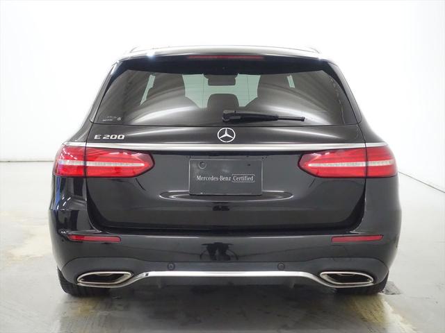 Eクラスステーションワゴン E200 ステーションワゴン アバンギャルド AMGライン Bluetooth接続 ETC LEDヘッドライト TV アイドリングストップ クルーズコントロール コネクテッド機能 サイドカメラ シートヒーター トランクスルー ナビ バックモニター パワーシート(3枚目)