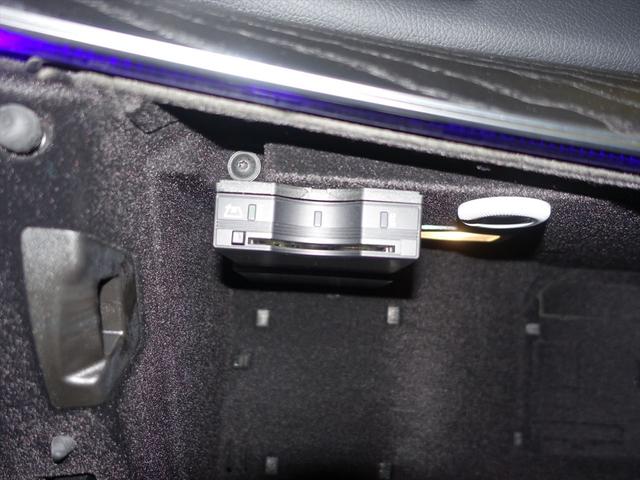 Eクラスステーションワゴン E200 ステーションワゴン アバンギャルド AMGライン Bluetooth接続 ETC LEDヘッドライト TV アイドリングストップ クルーズコントロール コネクテッド機能 サイドカメラ シートヒーター トランクスルー ナビ バックモニター パワーシート(21枚目)