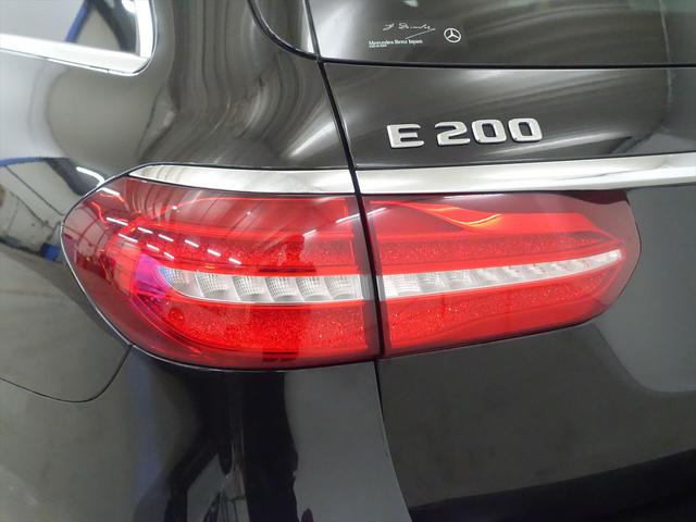 Eクラスステーションワゴン E200 ステーションワゴン アバンギャルド AMGライン Bluetooth接続 ETC LEDヘッドライト TV アイドリングストップ クルーズコントロール コネクテッド機能 サイドカメラ シートヒーター トランクスルー ナビ バックモニター パワーシート(30枚目)