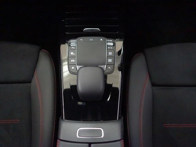 Ａクラスセダン Ａ１８０　セダン　ＡＭＧラインパッケージ　ナビゲーションパッケージ　Ｂｌｕｅｔｏｏｔｈ接続　ＥＴＣ　ＬＥＤヘッドライト　ＴＶ　アイドリングストップ　クルーズコントロール　コネクテッド機能　シートヒーター　トランクスルー（16枚目）