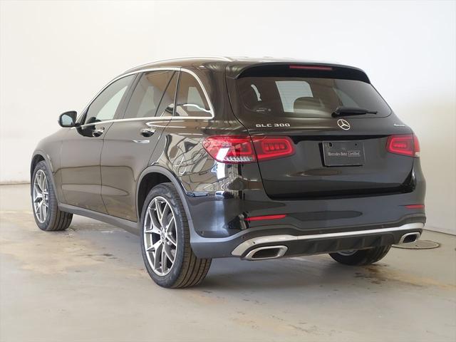 ＧＬＣ ＧＬＣ３００　４ＭＡＴＩＣ　ＡＭＧライン　Ｂｌｕｅｔｏｏｔｈ接続　ＥＴＣ　ＬＥＤヘッドライト　ＴＶ　アイドリングストップ　クルーズコントロール　コネクテッド機能　サイドカメラ　シートヒーター　トランクスルー　ナビ　バックモニター　パワーシート（4枚目）