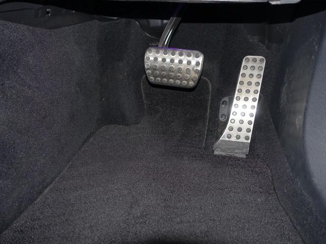 ＧＬＣ ＧＬＣ２２０　ｄ　４ＭＡＴＩＣ　ＡＭＧライン　Ｂｌｕｅｔｏｏｔｈ接続　ＥＴＣ　ＬＥＤヘッドライト　ＴＶ　アイドリングストップ　クルーズコントロール　コネクテッド機能　サイドカメラ　サンルーフ・ガラスルーフ　シートヒーター　トランクスルー　ナビ（28枚目）