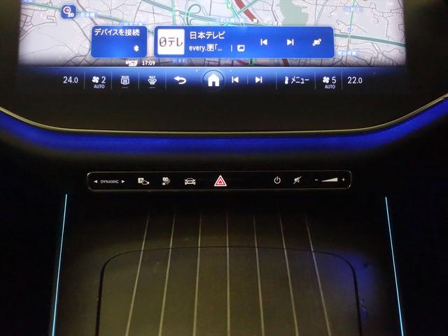Ｅクラス Ｅ３５０　ｅ　スポーツ　エディションスター　レザーエクスクルーシブパッケージ　アドバンスドパッケージ　デジタルインテリアパッケージ　ドライバーズパッケージ　Ｂｌｕｅｔｏｏｔｈ接続　ＥＴＣ　ＬＥＤヘッドライト　ＴＶ　アイドリングストップ（13枚目）