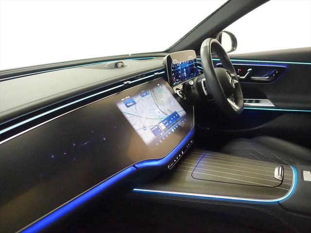 Ｅクラス Ｅ３５０　ｅ　スポーツ　エディションスター　レザーエクスクルーシブパッケージ　アドバンスドパッケージ　デジタルインテリアパッケージ　ドライバーズパッケージ　Ｂｌｕｅｔｏｏｔｈ接続　ＥＴＣ　ＬＥＤヘッドライト　ＴＶ　アイドリングストップ（19枚目）