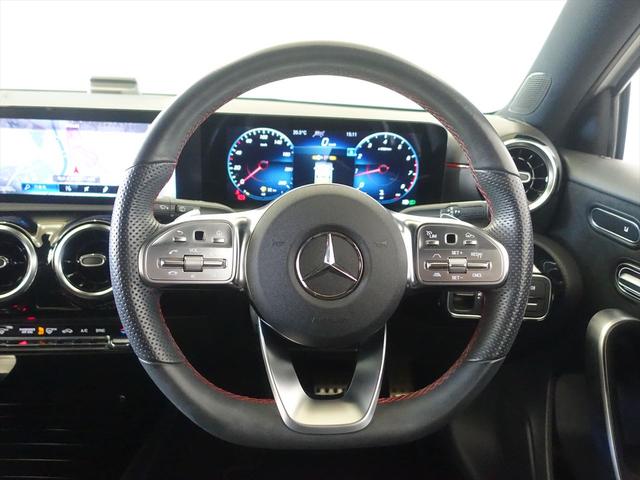 Ａクラス Ａ１８０　スタイル　ＡＭＧライン　ナビゲーションパッケージ　Ｂｌｕｅｔｏｏｔｈ接続　ＥＴＣ　ＬＥＤヘッドライト　ＴＶ　アイドリングストップ　クルーズコントロール　コネクテッド機能　シートヒーター　トランクスルー　ナビ　バックモニター（17枚目）