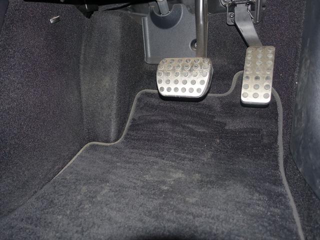 Ａクラス Ａ１８０　スタイル　ＡＭＧライン　ナビゲーションパッケージ　Ｂｌｕｅｔｏｏｔｈ接続　ＥＴＣ　ＬＥＤヘッドライト　ＴＶ　アイドリングストップ　クルーズコントロール　コネクテッド機能　シートヒーター　トランクスルー　ナビ　バックモニター（26枚目）