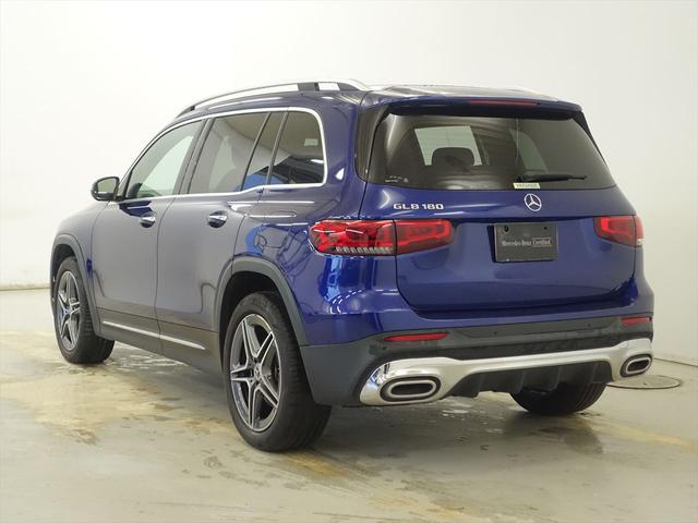 ＧＬＢ ＧＬＢ１８０　ＡＭＧラインパッケージ　３列シート　Ｂｌｕｅｔｏｏｔｈ接続　ＥＴＣ　ＬＥＤヘッドライト　ＴＶ　アイドリングストップ　クルーズコントロール　コネクテッド機能　サイドカメラ　シートヒーター　トランクスルー（4枚目）