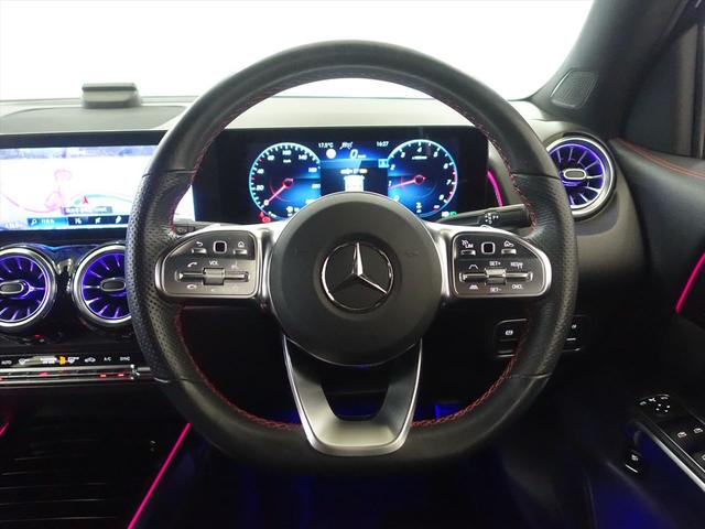 ＧＬＢ ＧＬＢ１８０　ＡＭＧラインパッケージ　３列シート　Ｂｌｕｅｔｏｏｔｈ接続　ＥＴＣ　ＬＥＤヘッドライト　ＴＶ　アイドリングストップ　クルーズコントロール　コネクテッド機能　サイドカメラ　シートヒーター　トランクスルー（17枚目）