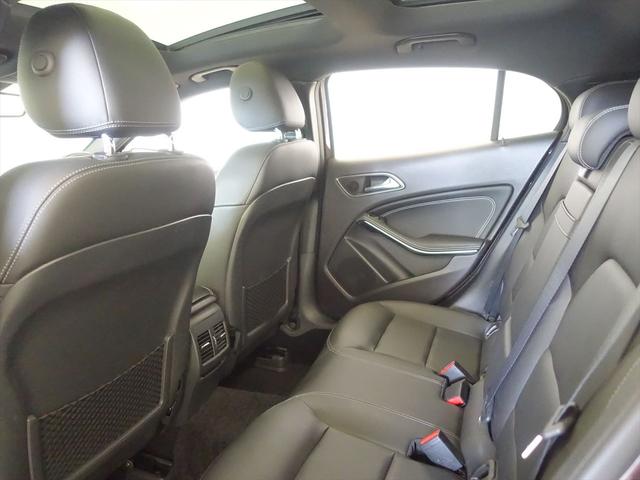 GLAクラス GLA220 4MATIC レーダーセーフティパッケージ プレミアムパッケージ Bluetooth接続 CD DVD再生 ETC LEDヘッドライト TV アイドリングストップ クルーズコントロール サンルーフ・ガラスルーフ(24枚目)