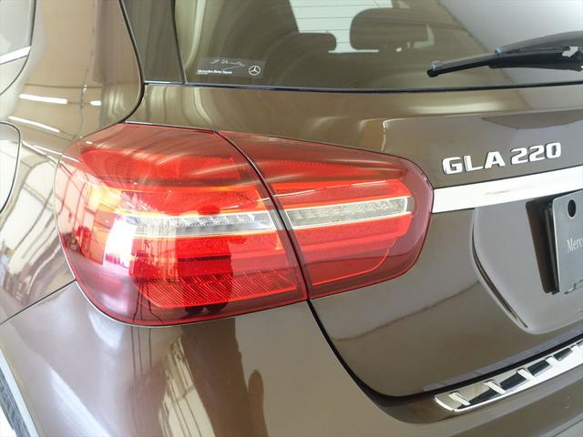 GLAクラス GLA220 4MATIC レーダーセーフティパッケージ プレミアムパッケージ Bluetooth接続 CD DVD再生 ETC LEDヘッドライト TV アイドリングストップ クルーズコントロール サンルーフ・ガラスルーフ(30枚目)