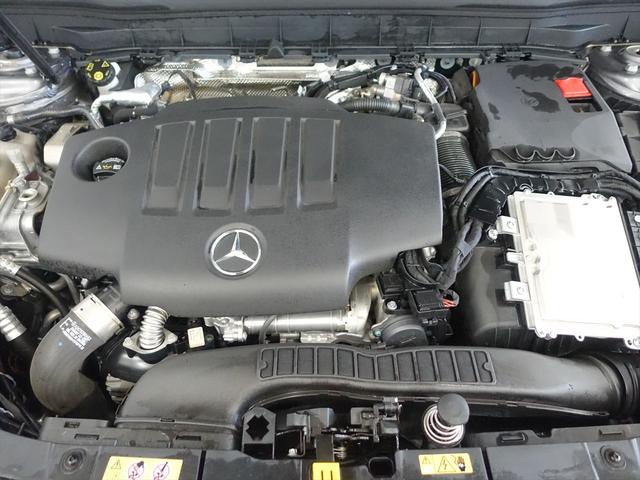 ＧＬＢ ＧＬＢ２００　ｄ　４ＭＡＴＩＣ　レザーエクスクルーシブパッケージ　３列シート　Ｂｌｕｅｔｏｏｔｈ接続　ＥＴＣ　ＬＥＤヘッドライト　ＴＶ　アイドリングストップ　クルーズコントロール　コネクテッド機能　サイドカメラ（9枚目）