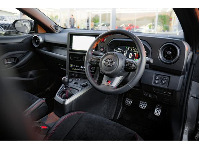 GRヤリス RZ ハイパフォーマンス(8枚目)