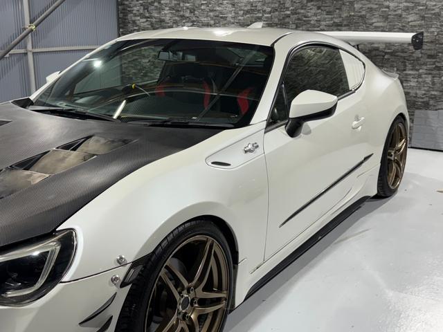 ８６ ＧＴ　全国１年保証／６ＭＴ／ＴＲＤエアロ／ＡＤＶＡＮ１８インチ／パンデムＧＴウィング／柿本改マフラー／車高調／社外ボンネット／社外ステアリング／社外テール／ＳＤナビ／Ｂｌｕｅｔｏｏｔｈ／バックカメラ／ＥＴＣ（14枚目）