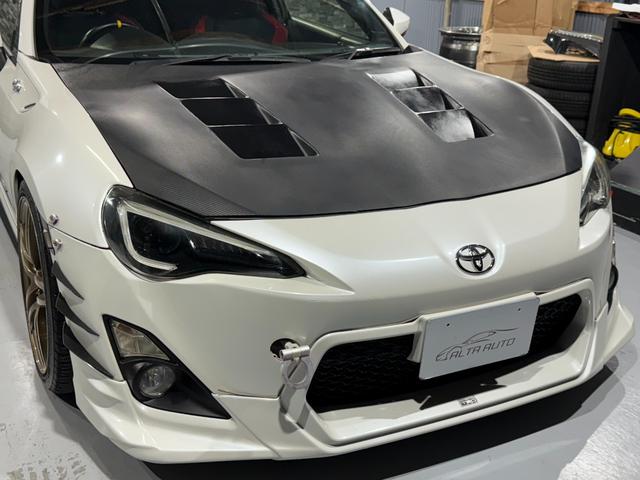 ８６ ＧＴ　全国１年保証／６ＭＴ／ＴＲＤエアロ／ＡＤＶＡＮ１８インチ／パンデムＧＴウィング／柿本改マフラー／車高調／社外ボンネット／社外ステアリング／社外テール／ＳＤナビ／Ｂｌｕｅｔｏｏｔｈ／バックカメラ／ＥＴＣ（16枚目）