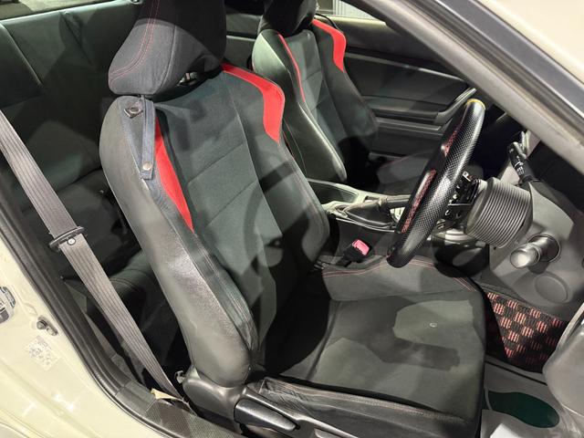 ８６ ＧＴ　全国１年保証／６ＭＴ／ＴＲＤエアロ／ＡＤＶＡＮ１８インチ／パンデムＧＴウィング／柿本改マフラー／車高調／社外ボンネット／社外ステアリング／社外テール／ＳＤナビ／Ｂｌｕｅｔｏｏｔｈ／バックカメラ／ＥＴＣ（37枚目）