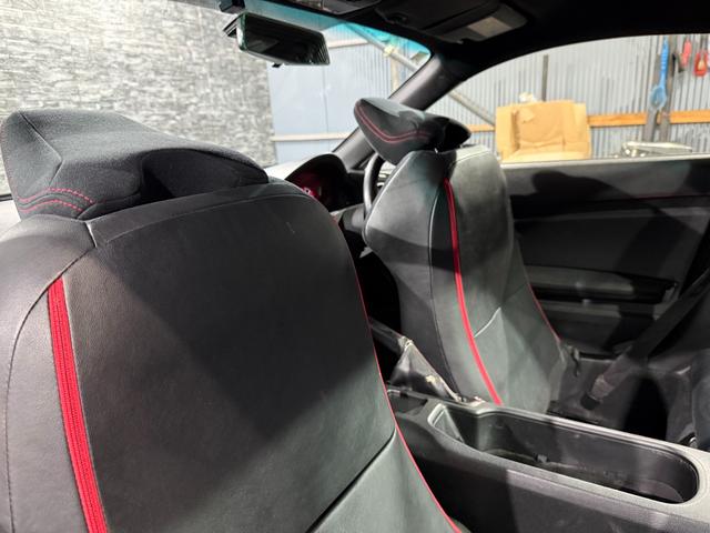 ８６ ＧＴ　全国１年保証／６ＭＴ／ＴＲＤエアロ／ＡＤＶＡＮ１８インチ／パンデムＧＴウィング／柿本改マフラー／車高調／社外ボンネット／社外ステアリング／社外テール／ＳＤナビ／Ｂｌｕｅｔｏｏｔｈ／バックカメラ／ＥＴＣ（40枚目）