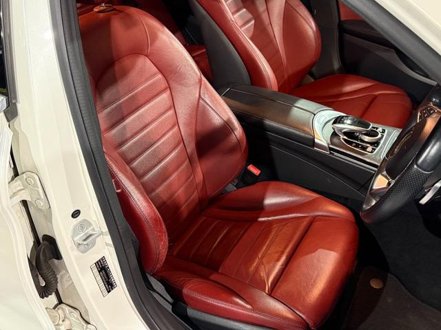 Cクラスステーションワゴン C200 ステーションワゴン スポーツ本革仕様 全国保証/パナメリカーナグリル/ブルメスター/赤革パワーシート/純正ナビ/フルセグ/Bluetooth/バックカメラ/ETC/パワーバックドア/クルコン/レーンキープ/クリアランスソナー/アンビエント(44枚目)