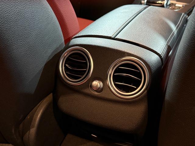 Cクラスステーションワゴン C200 ステーションワゴン スポーツ本革仕様 全国保証/パナメリカーナグリル/ブルメスター/赤革パワーシート/純正ナビ/フルセグ/Bluetooth/バックカメラ/ETC/パワーバックドア/クルコン/レーンキープ/クリアランスソナー/アンビエント(52枚目)